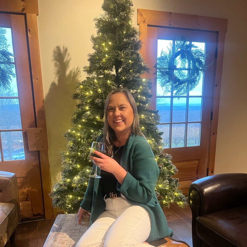 Meet your Posher, Alicia